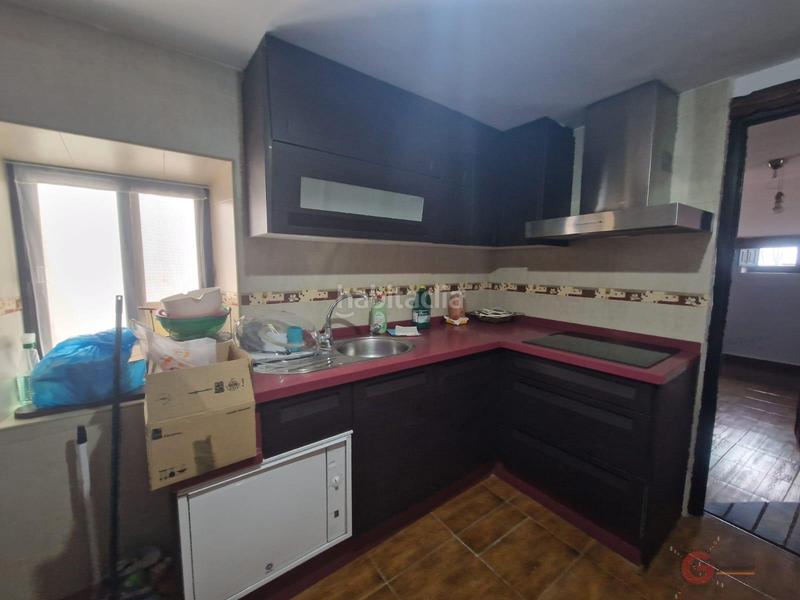 Foto d8811beb-5c86-4b42-abe8-9eed444dddf8. Casa  en Centro Salobreña