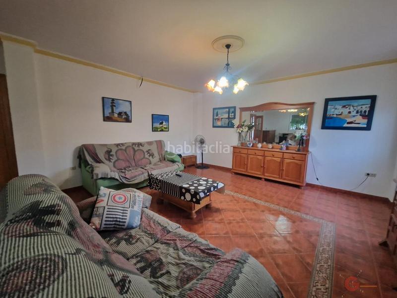 Foto 35e8392b-8f21-4970-b199-15bbd8e5e152. Xalet a Molvízar