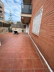 Flat  Carrer de can tries. Planta baja con terraza