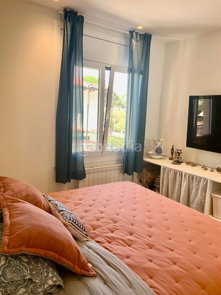 Foto 2dd34aae-74c1-48ec-be84-9cd4b6eca399. Miete chalet mit heizung in La Pineda Castelldefels