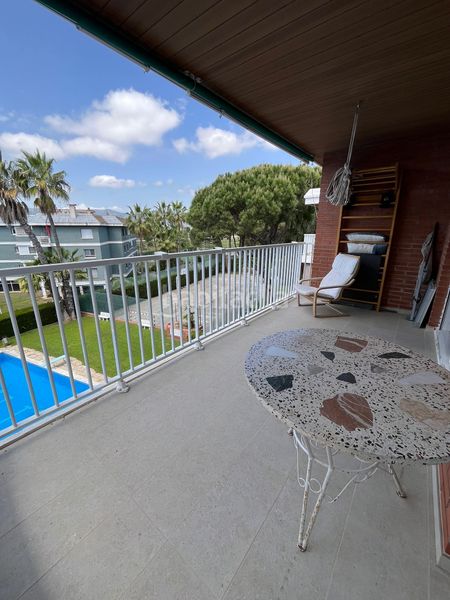 Foto a7644881-1265-4d54-ae94-bbfda3a127ca. Apartament amb calefacció piscina a Gava Mar Gavà