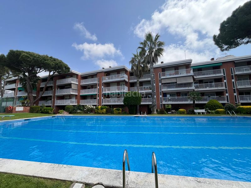 Foto c6cc3dcc-033a-4f58-9c76-a46f187a2da1. Apartament amb calefacció piscina a Gava Mar Gavà