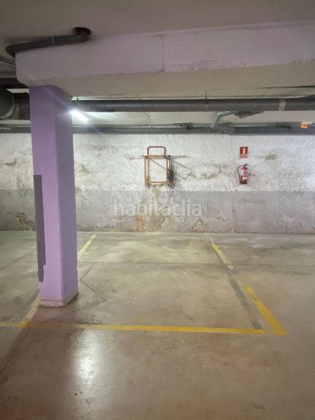 Foto eef6c0bb-753b-4431-b6d9-bfa8f02d2eba. Aparcament cotxe a Centre-Estació Gavà