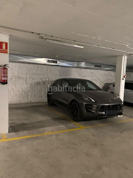 Foto 74735079-3fcf-4214-9fc5-162d68fc2a93. Autoparkplatz in carrer de jaume i 27 in Vilamarina Viladecans