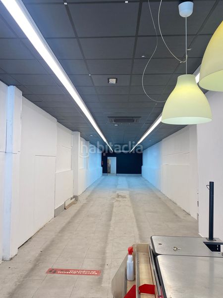 Foto ab6f9298-4307-44b3-a52a-6818fd468ff4. Lloguer local comercial a Centre Viladecans