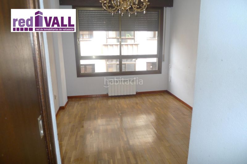 Foto 08d63176-d944-47e3-b49c-1b3b9d41cb84. Pis amb calefacció aparcament a Centro Valladolid