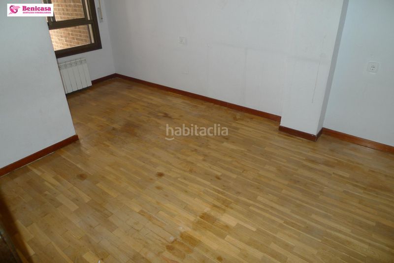 Foto acfba240-218f-4b6e-9384-8f91ac146fa2. Pis amb calefacció aparcament a Centro Valladolid