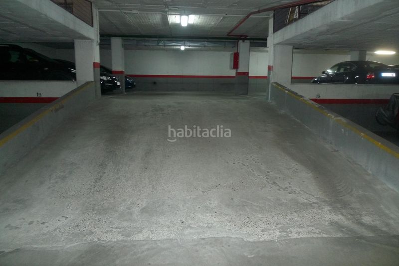 Foto bab00861-9286-4000-8e41-1d8cf18577c1. Pis amb calefacció aparcament a Huerta del Rey Valladolid