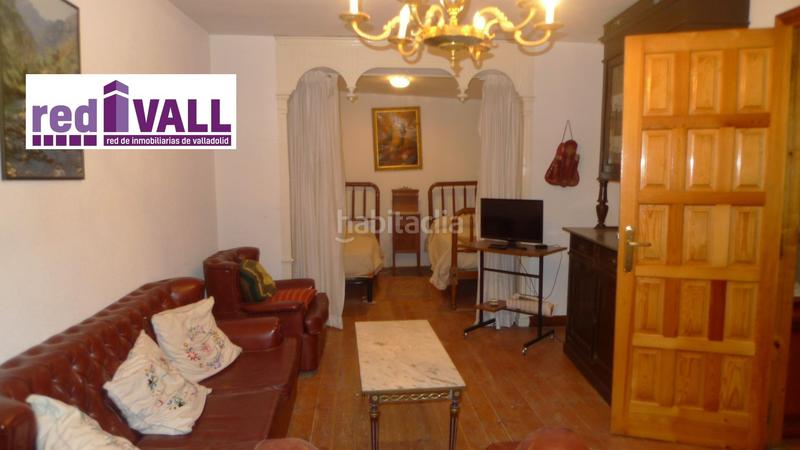 Foto 1702f473-fa3e-42e3-bd64-700fb03de40f. Casa amb calefacció a Villanubla