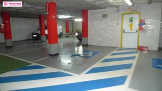 Autoparkplatz in Delicias. Plaza de garaje movilidad reducida, junto al parque de la paz