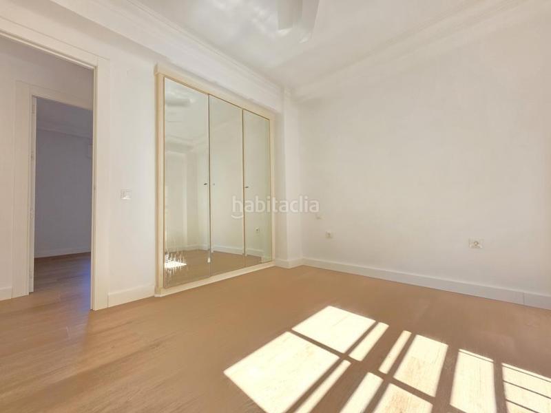 Foto 3cb607bc-7941-4a5c-a9cb-859e2bf0e903. Appartamento in Parque Ayala - Jardín de la Abadía - Huelín Málaga