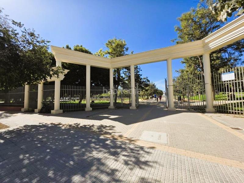 Foto 40ca6721-bace-45bd-bee5-2d5434a601bd. Appartamento in Parque Ayala - Jardín de la Abadía - Huelín Málaga