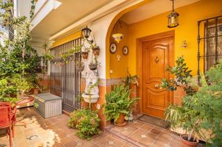 Reihenhaus in El Atabal. Chalet adosado en el atabal cerca de teatinos