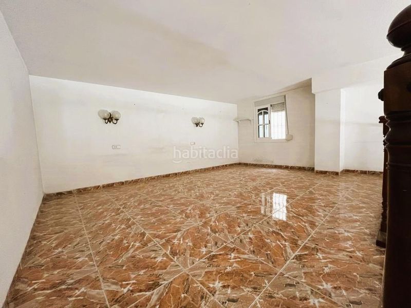 Foto 4f0a51bd-1cdc-46d6-a3cf-220d603f21e0. Casa con parcheggio in El Ejido Málaga