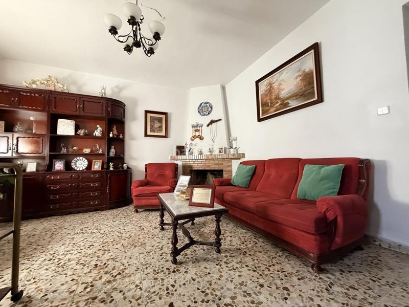 Foto 1ecf3372-8a0e-421b-a06f-9b880ec439a2. Casa amb aparcament a San Alberto - La Alcubilla - Florisol Málaga