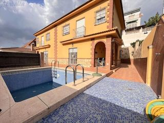 Xalet a Fuente Alegre - El Chaparral - Los Morales. Chalet en puerto de la torre