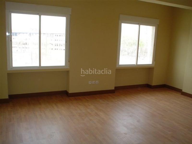 Foto 475364bc-2d35-4f75-9eb8-d9e2d3c62a83. Rent office space with heating in Legazpi Madrid
