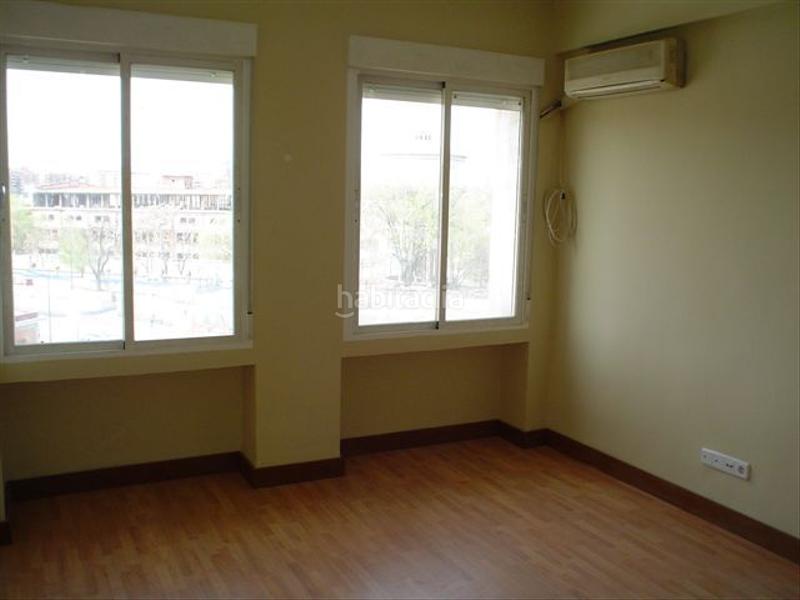 Foto ee1fd640-6133-4ce8-83d2-cedbdf3e3841. Rent office space with heating in Legazpi Madrid