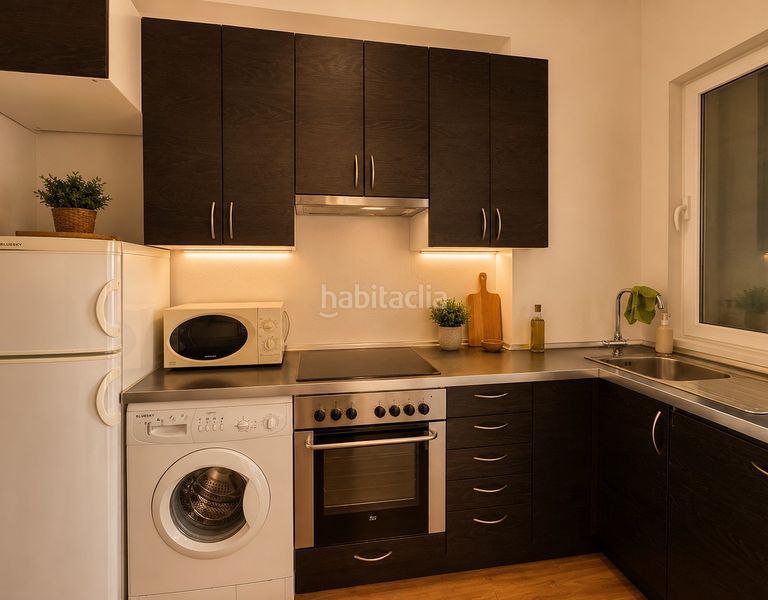 Foto bb9f2067-9c9d-438f-9a3d-2476b7679338. Alquiler ático en calle del maestro arbós 2 ático con terraza privada en Legazpi. sexta planta, luz y delante en Madrid