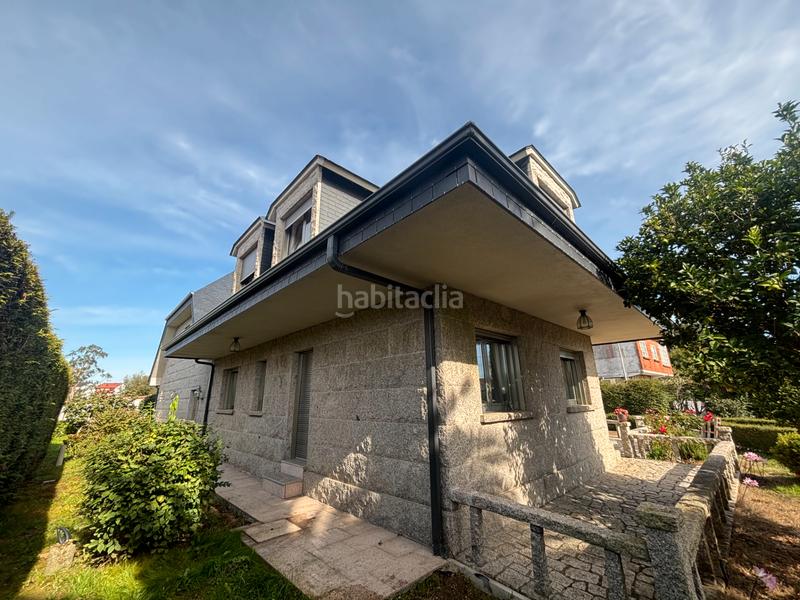 Foto 0422393d-7897-4a93-b4c0-2859d9b01539. Chalet  en venta en Campus Norte - San Caetano Santiago de Compostela