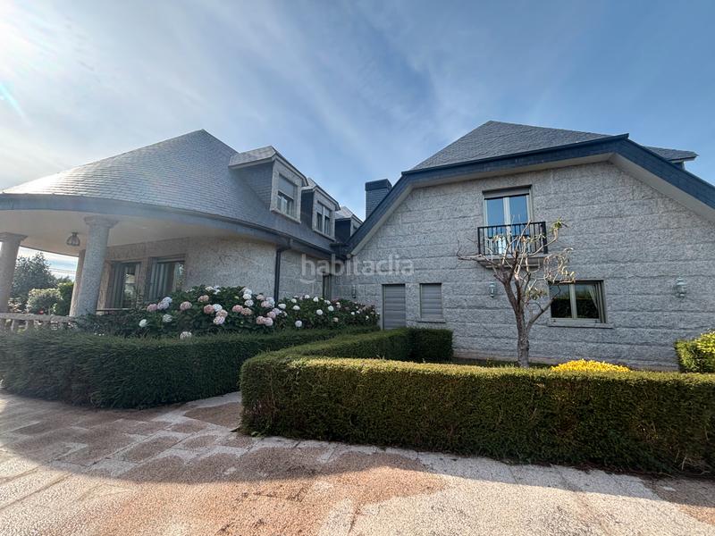 Foto 6ce830d5-3407-4e46-948b-53d898b36e06. Chalet  en venta en Campus Norte - San Caetano Santiago de Compostela