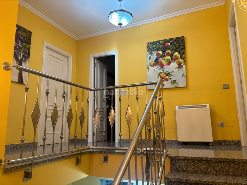 Foto 7472c5e0-df5e-4250-a012-6a21997cc17c. Chalet  en venta en Campus Norte - San Caetano Santiago de Compostela