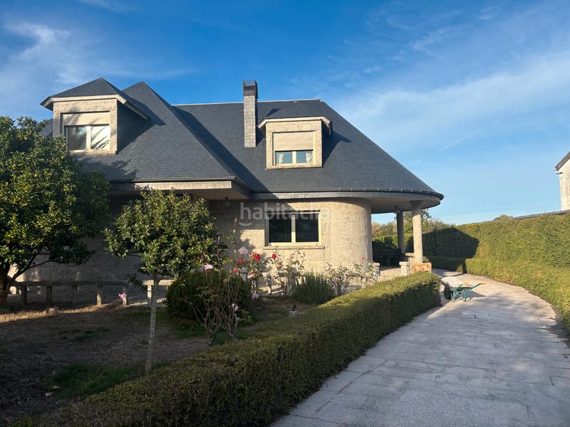 Foto ab5a7d28-eb57-47ec-a775-d997055c4d6d. Chalet  en venta en Campus Norte - San Caetano Santiago de Compostela