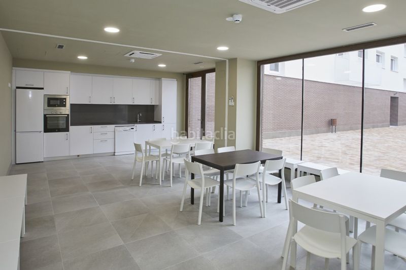 Foto 14aa3bb5-5bfc-40fe-a525-9ad8616d4adc. Appartamento 95m<sup>2</sup> in avenida de olarizu 0 in Adurtza Vitoria - Gasteiz