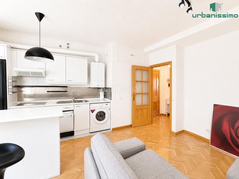 Foto 1853d464-b086-438b-b4c9-2a85fbccc7ff. Apartament amb calefacció a Valdeacederas Madrid