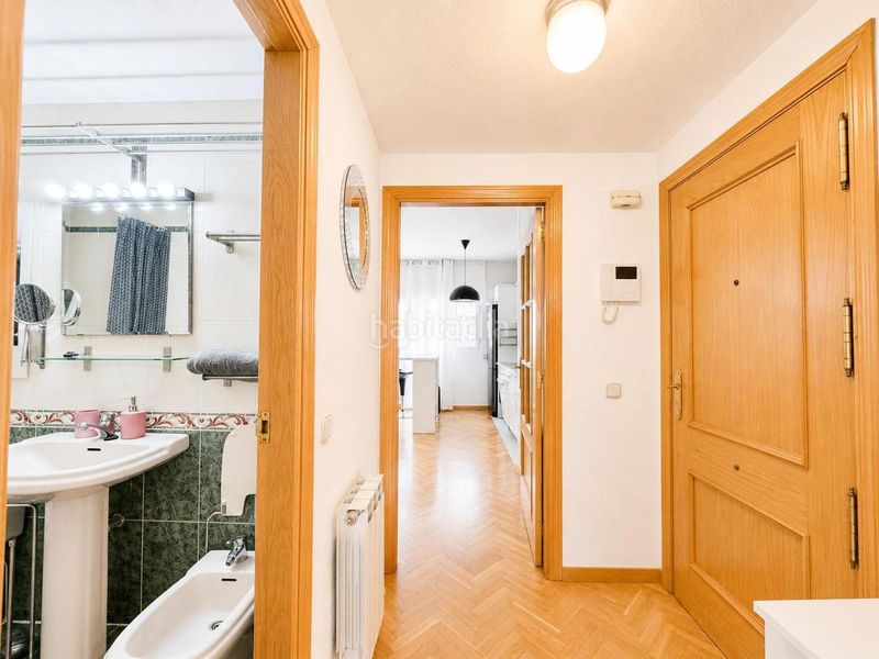 Foto a128d2fa-ce50-4539-ba40-80a305b450d6. Apartament amb calefacció a Valdeacederas Madrid