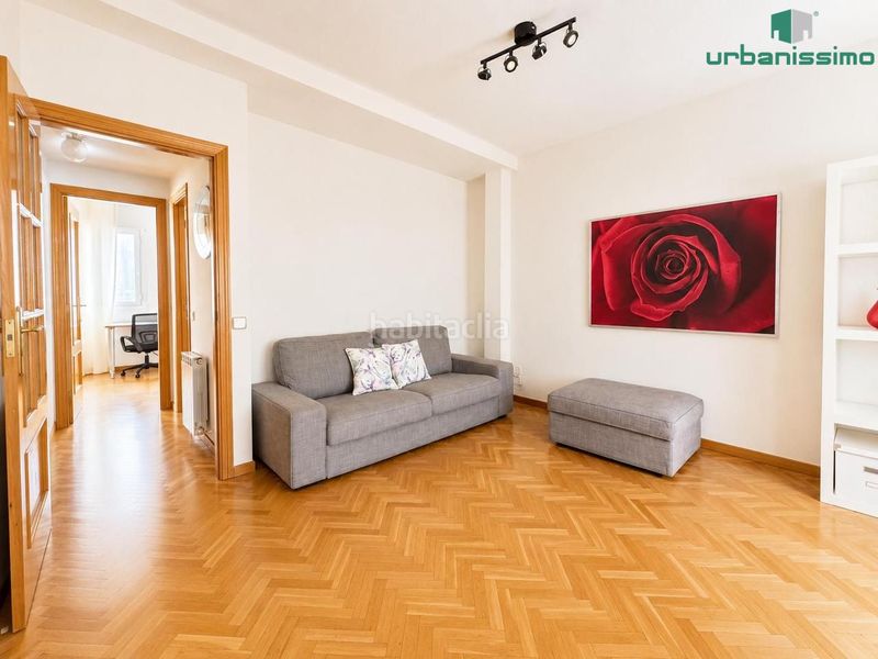 Foto fc34f467-1b9d-44a1-8c39-93f3972631b0. Apartament amb calefacció a Valdeacederas Madrid