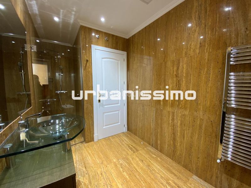 Foto 387bf2ad-6742-4a3b-a988-53c6d228f8b8. Rent flat with heating in Castillejos-Cuzco Madrid