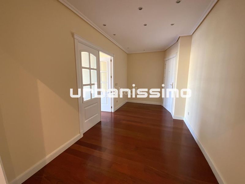 Foto 50313953-9724-46b7-95f1-d8d7f328ad2c. Rent flat with heating in Castillejos-Cuzco Madrid