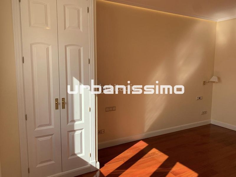 Foto 57b91a50-11e4-470c-a16d-35113c78b738. Rent flat with heating in Castillejos-Cuzco Madrid