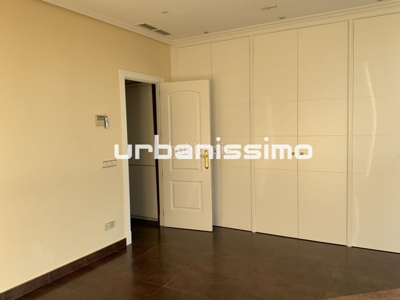Foto 9b182623-2cbb-4b3e-ae19-3638f7631916. Rent flat with heating in Castillejos-Cuzco Madrid