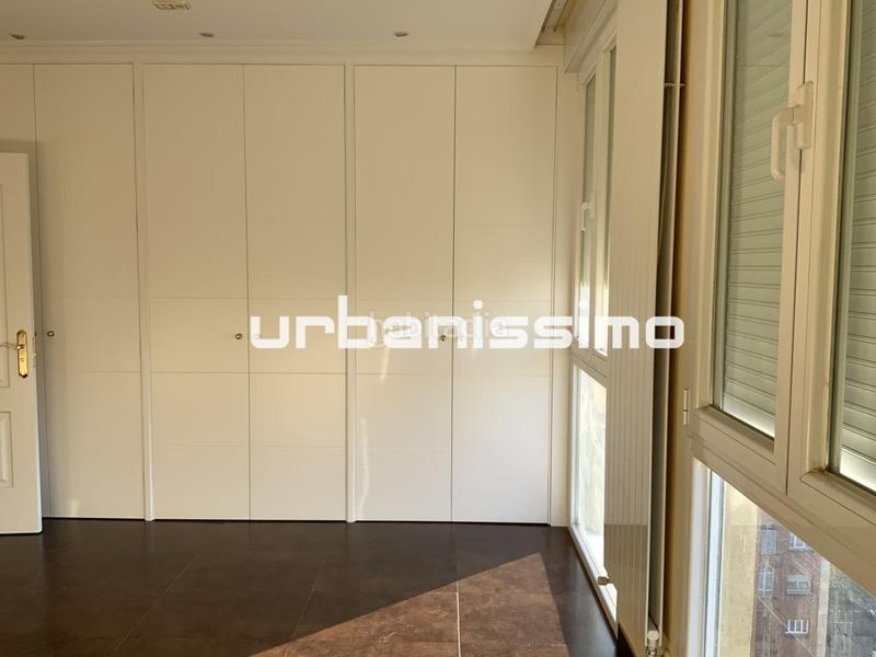 Foto f00112a0-cdf6-4fd6-8093-88837da0d95c. Rent flat with heating in Castillejos-Cuzco Madrid