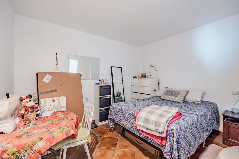 Foto 0920c978-7898-478e-9560-15d5731dd584. Casa aparellada amb calefacció piscina a Mirasierra Madrid