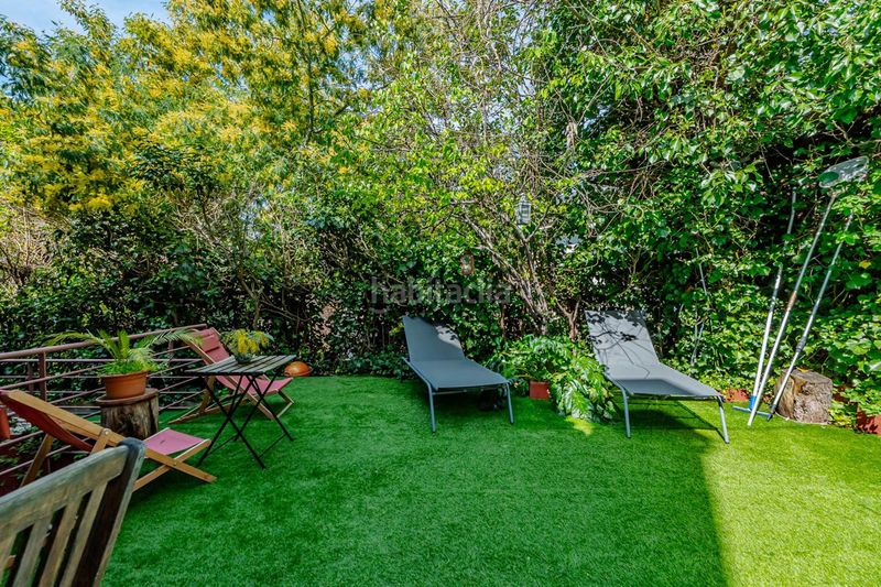 Foto bf7f1746-c535-4eb1-8ca3-9185d39ea593. Casa aparellada amb calefacció piscina a Mirasierra Madrid