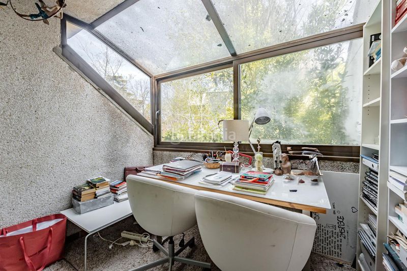 Foto f77beb9a-fa27-4932-bcf0-136b37fb5ffd. Casa aparellada amb calefacció piscina a Mirasierra Madrid