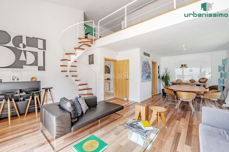 Foto 663f5aa4-8fb0-4837-9168-d999053f5684. Casa aparellada amb calefacció piscina a Valdemarín Madrid
