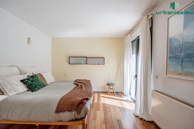 Foto 785fa861-46a6-47d5-b16a-e7f5bdb9932d. Casa aparellada amb calefacció piscina a Valdemarín Madrid