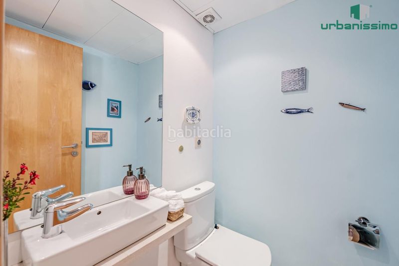 Foto b5d1df76-b3b3-4157-a012-4bc869340aca. Casa aparellada amb calefacció piscina a Valdemarín Madrid