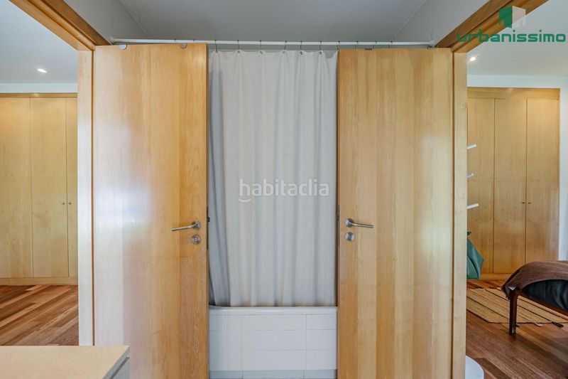 Foto ddea0967-ca87-4be4-8b54-d676e88fe2cb. Casa aparellada amb calefacció piscina a Valdemarín Madrid