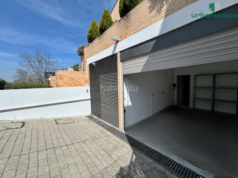 Foto f2ed68cb-8abe-403a-87d8-062a1fc4b45f. Casa aparellada amb calefacció aparcament piscina a Madrid