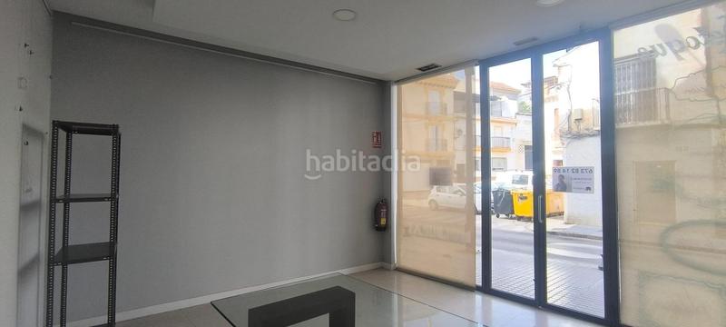 Foto 12a01085-f865-4d3b-be6c-22fe13690d56. Local comercial a Hispanidad - Vivar Téllez Vélez - Málaga