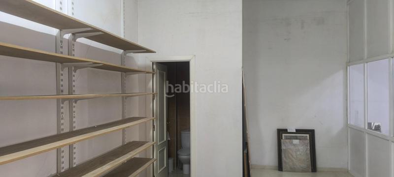 Foto fe09117e-f04b-4616-99c1-387409374e54. Local comercial a Hispanidad - Vivar Téllez Vélez - Málaga