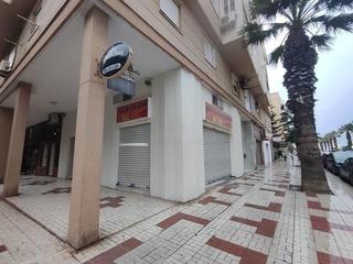 Local Comercial  Calle calle hamlet. Oportunidad para cambio de uso  local en venta en mlaga capital