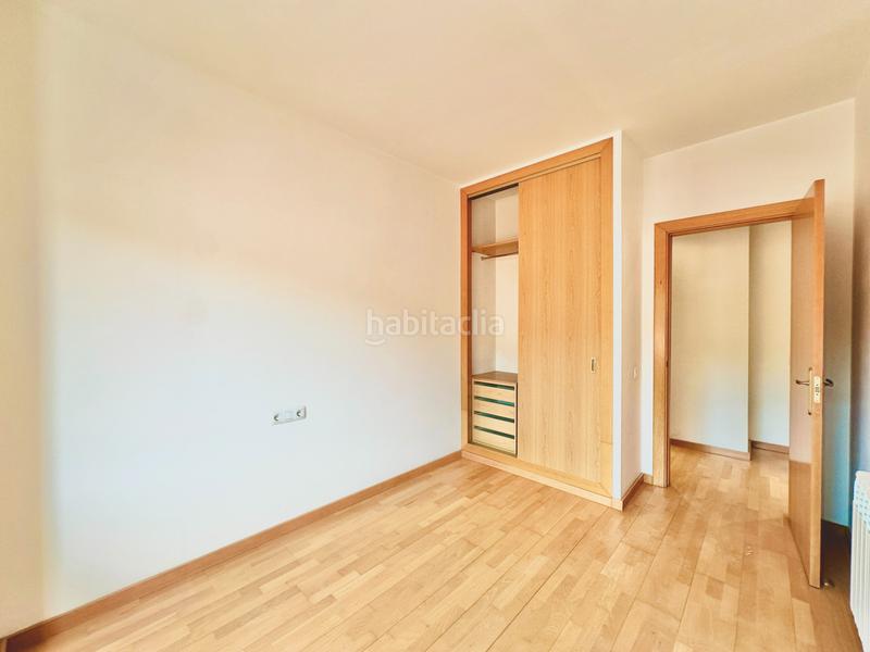 Foto 062a7550-c63f-4cab-8805-a7fc2acf429e. Àtic amb calefacció aparcament piscina a Molins de Rei