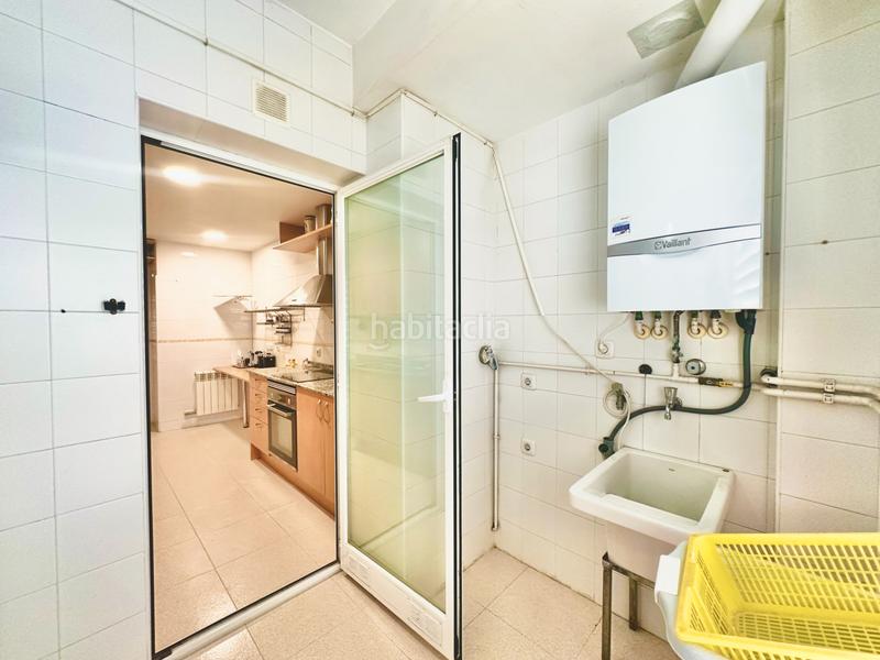 Foto 1c372484-6911-4b59-b4d2-943222706d6b. Àtic amb calefacció aparcament piscina a Molins de Rei