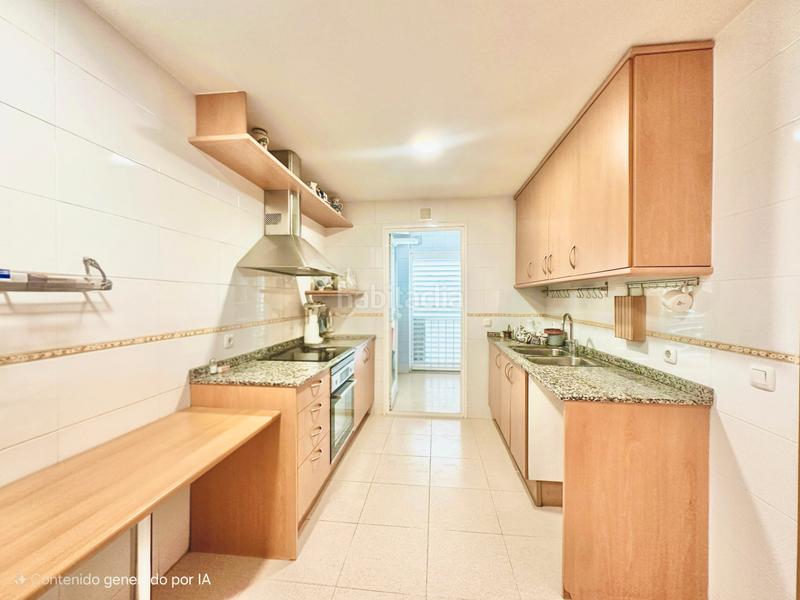 Foto db675ddb-716d-4c44-ad11-7e37dc7facf2. Àtic amb calefacció aparcament piscina a Molins de Rei